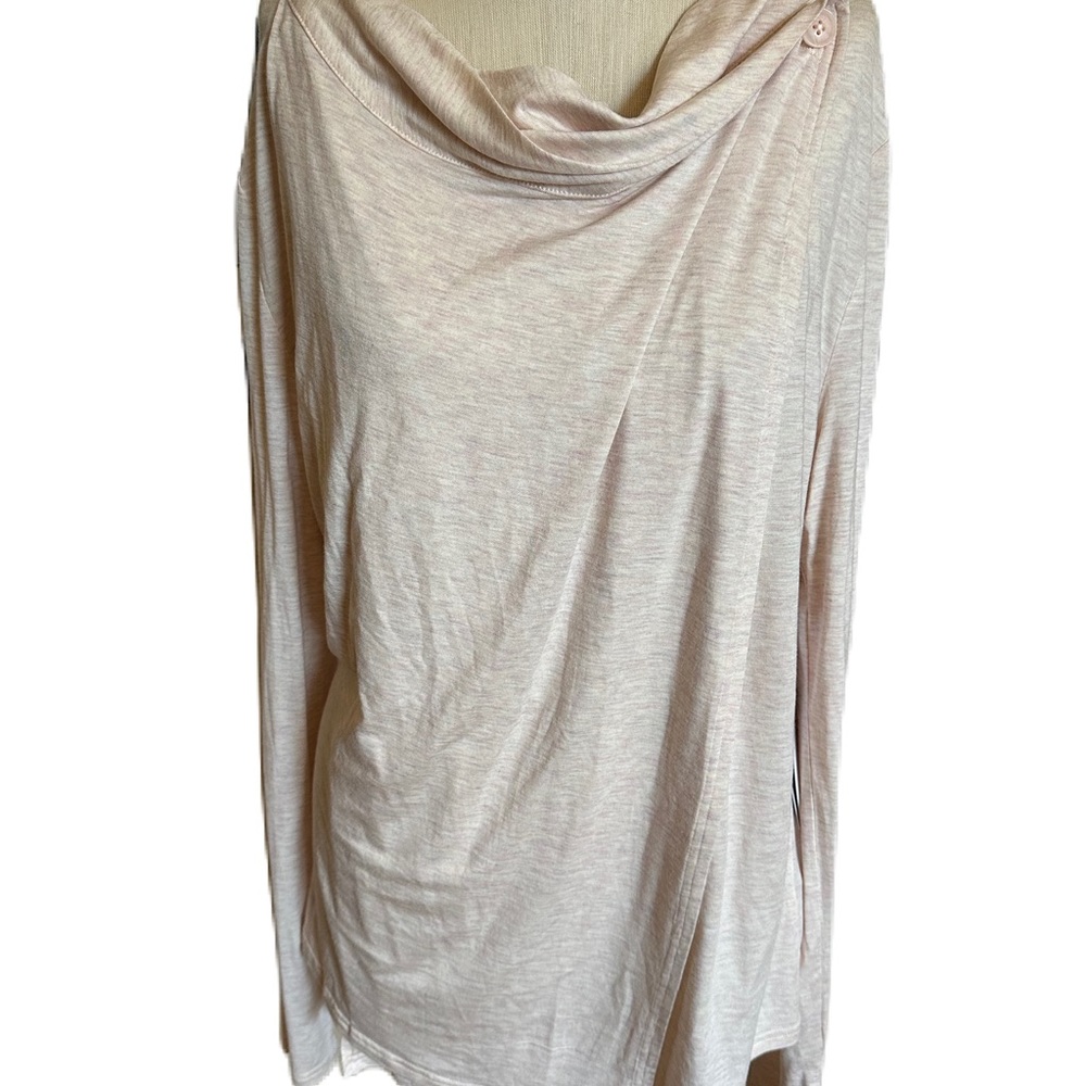 Brand New With Tags SHAPE Odyssey Wrap. Size Medium